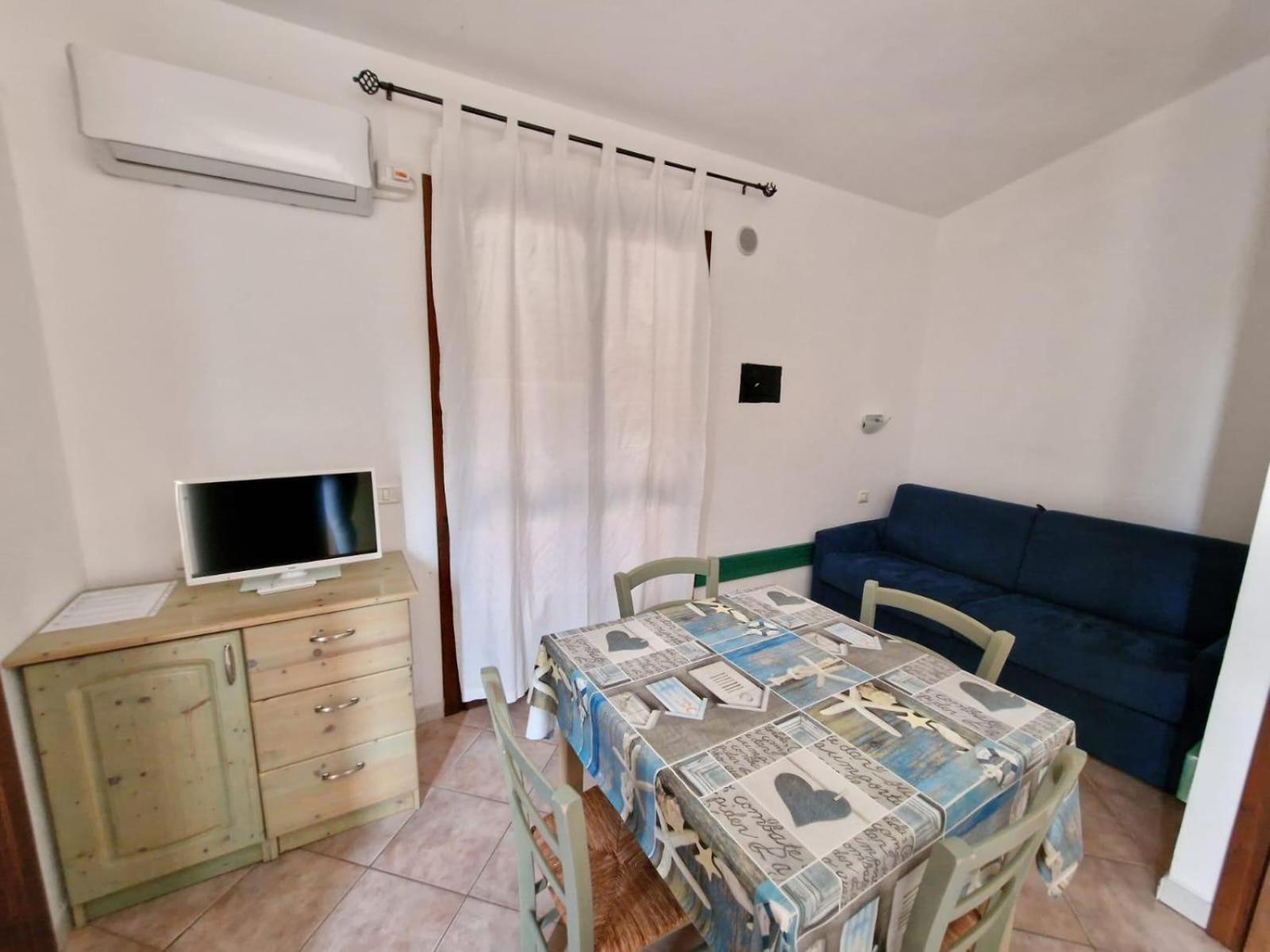 Il Borgo Di Badesi 아파트 호텔 외부 사진